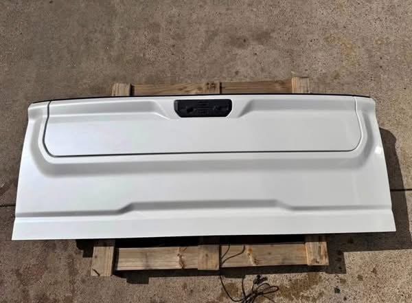 2020-2026 GMC sierra 2500 3500 Factory multi pro Tailgate